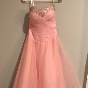Le Gala by Mon Cheri Prom Dress